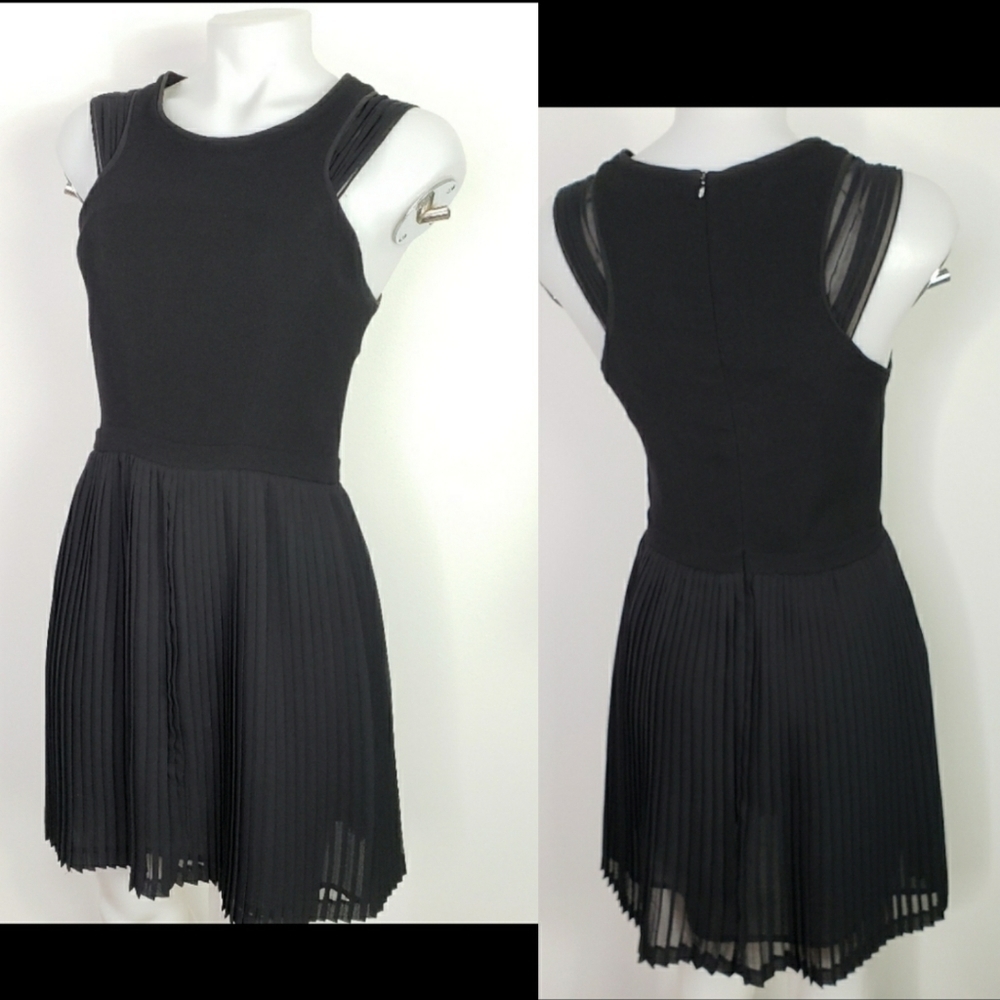 Sandro black sleeveless pleated dress small
